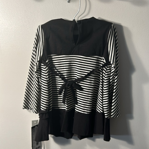 Isobella & Chloe Top NWT - Picture 5 of 6